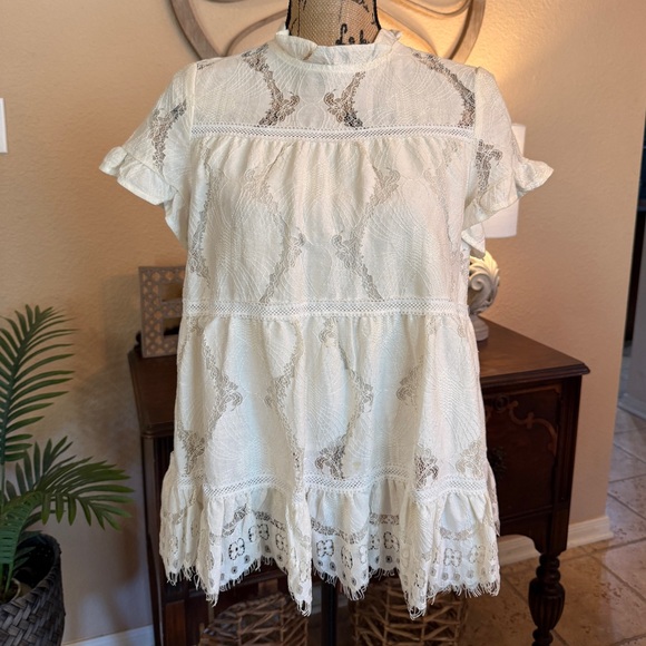 Foxiedox Anthropolgie Ivory Crotched Lace Accent Blouse - Picture 1 of 14